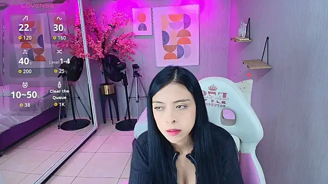 Snapshot of Emily_osman chatting on February 27, 2026, 12:38 pm Emily osman online show from February 27, 2026, 12:38 pm