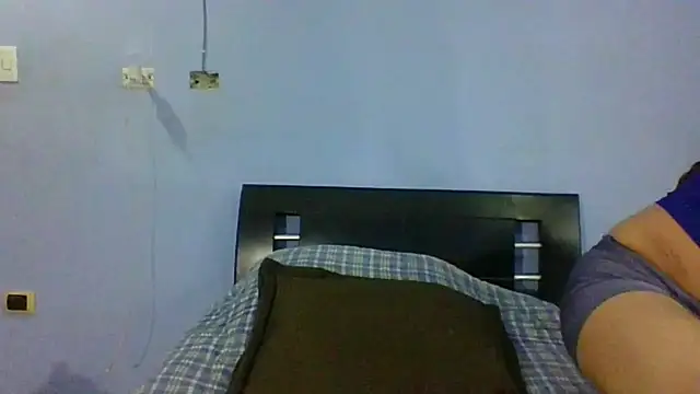 scarlettscottX online show from January 14, 2026, 3:43 am