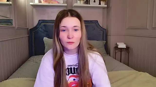 Lina Sinerz online show from February 22, 2026, 3:35 pm