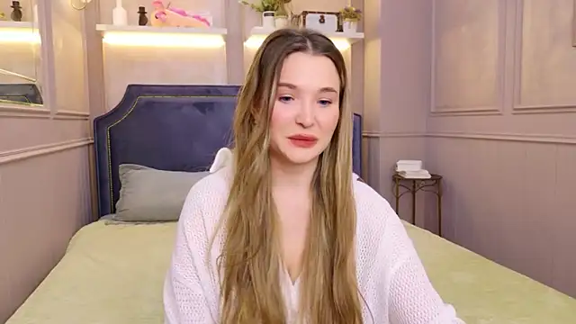 Lina Sinerz online show from February 13, 2026, 8:31 pm