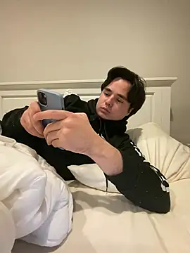 phantom898983 online show from January 16, 2026, 8:07 am