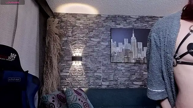 scarlettvg online show from January 15, 2026, 4:27 am