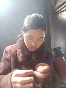 mon-monk online show from December 18, 2025, 2:38 am