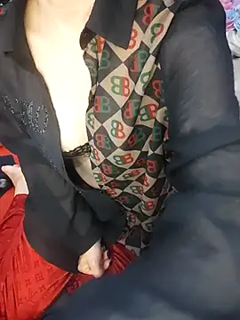 Snapshot of Alone_nothing chatting on December 14, 2025, 4:01 pm Alone nothing online show from December 14, 2025, 4:01 pm