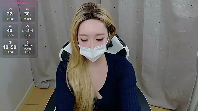 Kititi0x0 online show from January 6, 2026, 11:25 am