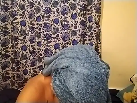 Cinpussie89 online show from March 6, 2026, 11:16 am