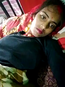 Snapshot of kami_sexe chatting on June 30, 2026, 6:13 am kami sexe online show from June 30, 2026, 6:13 am