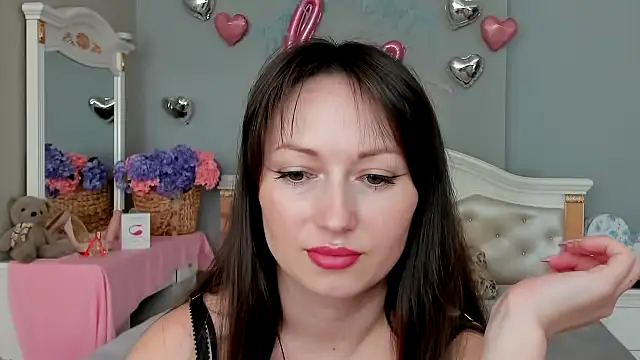 RosiAlina online show from March 26, 2026, 9:18 am