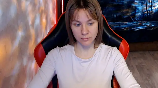 MiaBun1 online show from May 26, 2026, 2:53 am