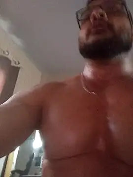 Snapshot of bGui94 chatting on February 19, 2026, 10:01 am bGui94 online show from February 19, 2026, 10:01 am