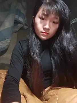 hinata-xx online show from December 16, 2025, 3:33 am