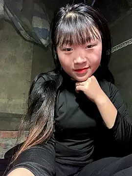 hinata-xx online show from January 12, 2026, 8:10 am