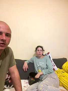 coupledeea online show from December 20, 2025, 10:23 pm