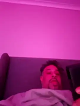 Snapshot of maannn8962 chatting on February 13, 2026, 3:28 am maannn8962 online show from February 13, 2026, 3:28 am