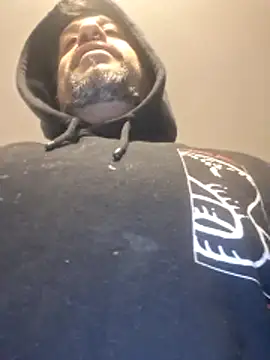 maannn8962 online show from April 4, 2026, 2:51 am