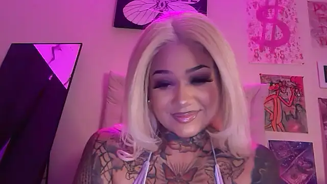 Itsonlyvirgo online show from April 12, 2026, 5:33 am