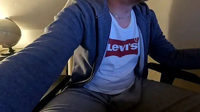 bigCock91420 online show from April 2, 2026, 10:38 pm