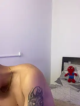 Goldenknight33 online show from April 14, 2026, 2:11 pm