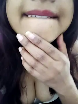 anjali rajput01 online show from January 13, 2026, 7:12 am