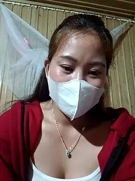 Snapshot of mayni012314 chatting on December 19, 2025, 5:15 pm mayni012314 online show from December 19, 2025, 5:15 pm