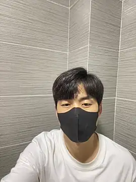 Snapshot of kimze7 chatting on March 1, 2026, 3:23 pm kimze7 online show from March 1, 2026, 3:23 pm