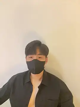 Snapshot of kimze7 chatting on February 7, 2026, 11:07 am kimze7 online show from February 7, 2026, 11:07 am