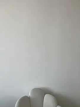 Snapshot of kimze7 chatting on February 20, 2026, 6:19 am kimze7 online show from February 20, 2026, 6:19 am