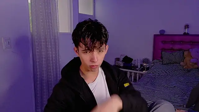 Snapshot of Dani_Dancer chatting on February 14, 2026, 4:51 pm Dani Dancer online show from February 14, 2026, 4:51 pm