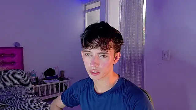 Snapshot of Dani_Dancer chatting on February 17, 2026, 9:12 pm Dani Dancer online show from February 17, 2026, 9:12 pm