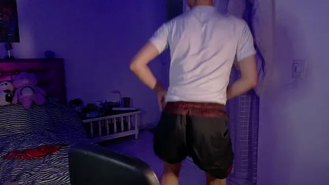 Snapshot of Dani_Dancer chatting on February 2, 2026, 3:16 am Dani Dancer online show from February 2, 2026, 3:16 am