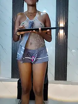 CaramelDesire online show from April 14, 2026, 1:32 am