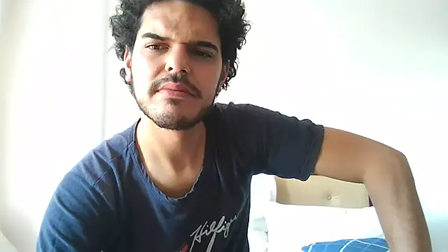 Hot Contrasts online show from April 19, 2026, 7:05 pm