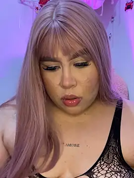 Mia Carters online show from January 6, 2026, 5:00 am