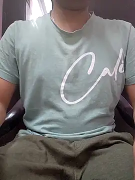 rahuloves online show from April 10, 2026, 4:36 pm