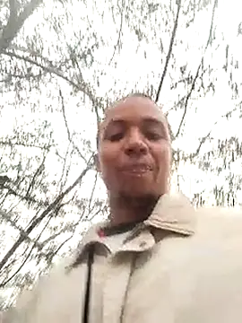 Snapshot of Andreskelly chatting on April 18, 2026, 11:23 am Andreskelly online show from April 18, 2026, 11:23 am