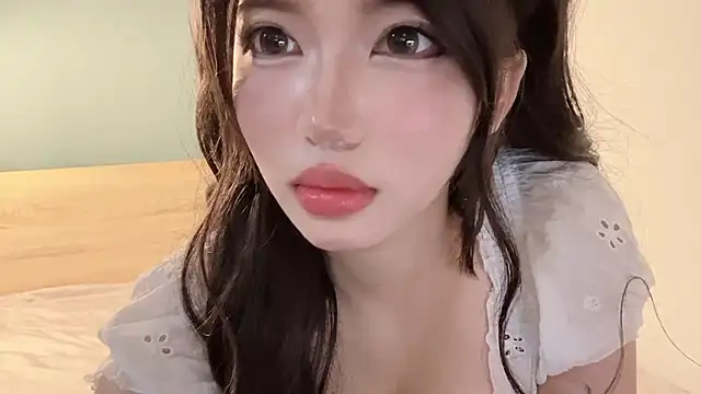 Snapshot of cici-r0 chatting on July 11, 2026, 9:31 am cici-r0 online show from July 11, 2026, 9:31 am