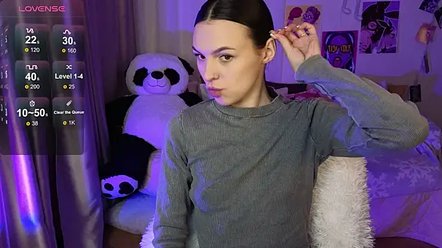 Snapshot of MaxinCarroll chatting on December 16, 2025, 10:47 pm MaxinCarroll online show from December 16, 2025, 10:47 pm