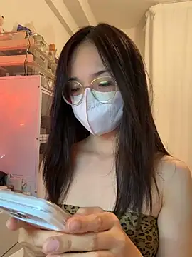 mimichannn99 online show from March 27, 2026, 5:03 pm