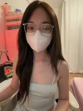 Snapshot of mimichannn99 chatting on February 8, 2026, 6:22 am mimichannn99 online show from February 8, 2026, 6:22 am