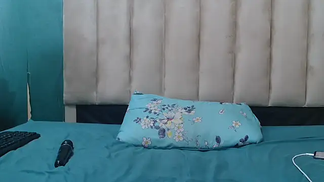 SexyAssQueenX online show from March 16, 2026, 11:40 pm