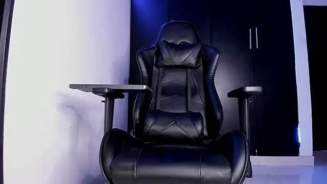 Liam Mateo online show from February 21, 2026, 11:18 pm