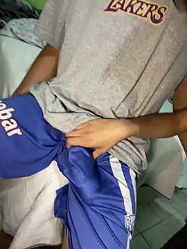 analuizaxxny online show from February 7, 2026, 8:17 pm