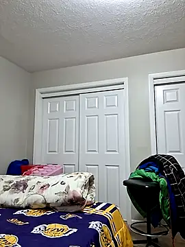 Snapshot of Rizzle9800 chatting on February 7, 2026, 5:04 am Rizzle9800 online show from February 7, 2026, 5:04 am