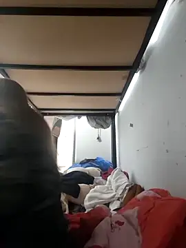 SherrylShaw online show from December 18, 2025, 6:01 pm