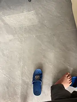 qwe522522 online show from March 7, 2026, 5:14 am