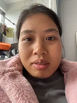 Snapshot of qwe522522 chatting on February 5, 2026, 6:20 am qwe522522 online show from February 5, 2026, 6:20 am