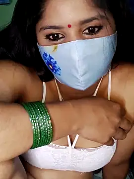 Snapshot of Cuple_masti72 chatting on April 29, 2026, 5:30 pm Cuple masti72 online show from April 29, 2026, 5:30 pm
