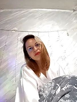 NikkyNatural online show from December 18, 2025, 10:19 am