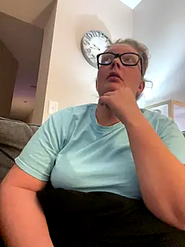 Snapshot of kissmyarch chatting on December 19, 2025, 12:03 am kissmyarch online show from December 19, 2025, 12:03 am