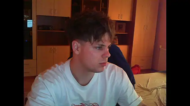 Snapshot of GymGuy0505 chatting on March 6, 2026, 5:57 am GymGuy0505 online show from March 6, 2026, 5:57 am